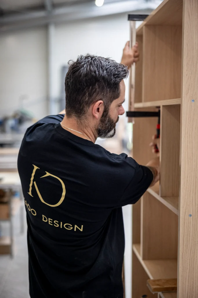 ZAŁOGA PRZY PRACY 3 - KADO DESIGN - STARCZANOWO - MEBLE NA WYMIAR - WIELKOPOLSKA - WRZESNIA - POZNAN